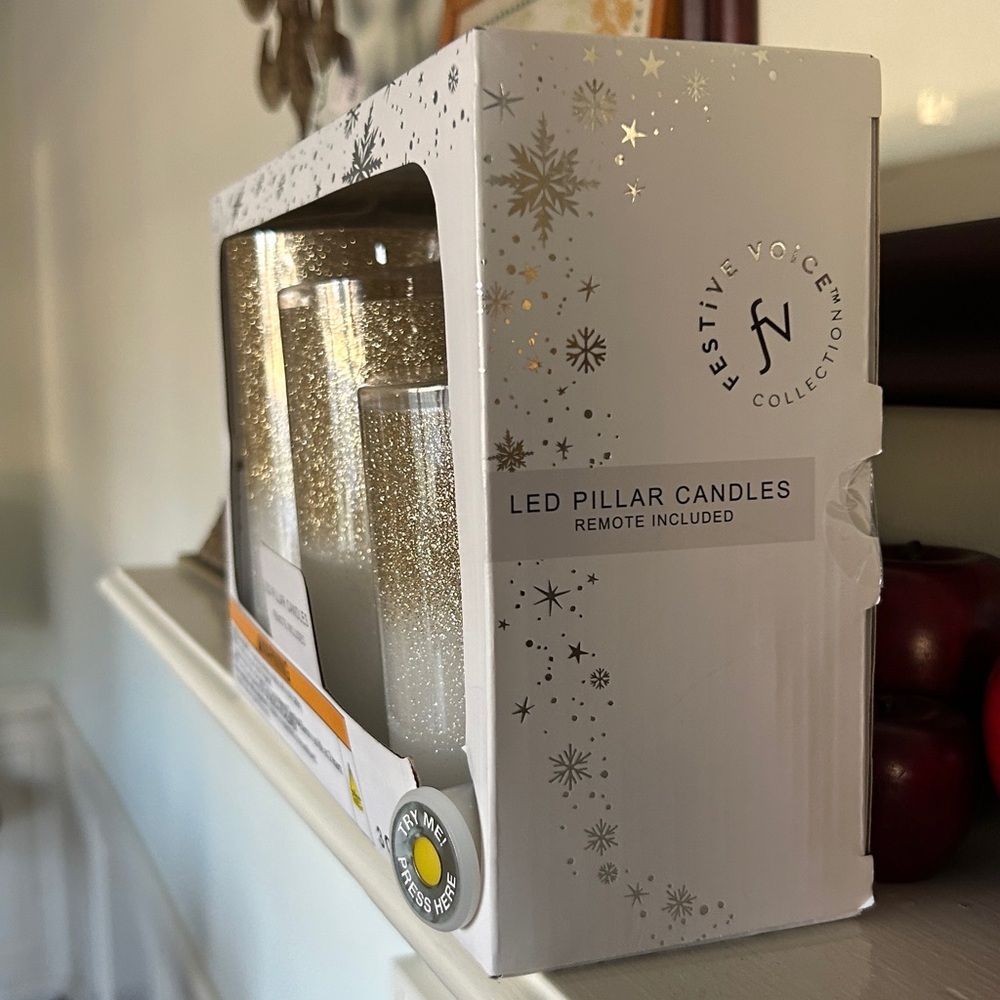 LED Sparkling Gold Pillar Candles with Remote Set of 3 New In Box NWT - Picture 5 of 8